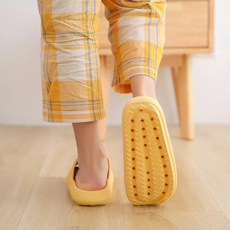 Vanccy - Cloud Slippers